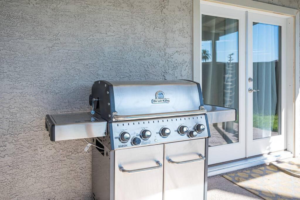 Modern Home! Pool & Jacuzzi Las Vegas Exterior photo