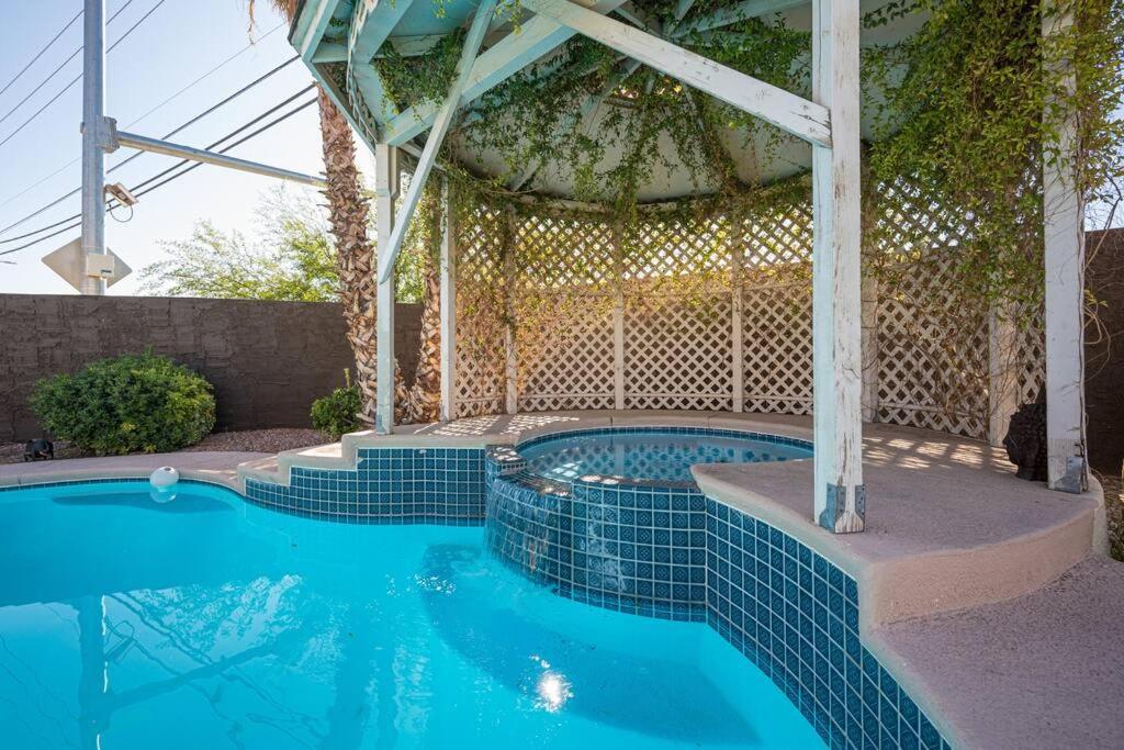 Modern Home! Pool & Jacuzzi Las Vegas Exterior photo